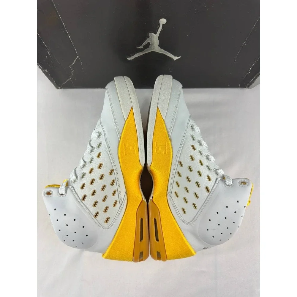 Nike Air Jordan Melo 5.5 'White Varsity Maize' 2005 Men's 311813-103 Size 12